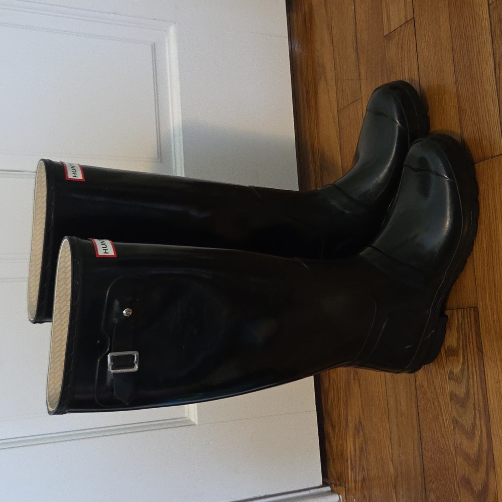 Hunter Classic Black Rain Boots